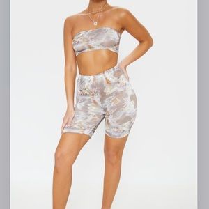 Two piece set